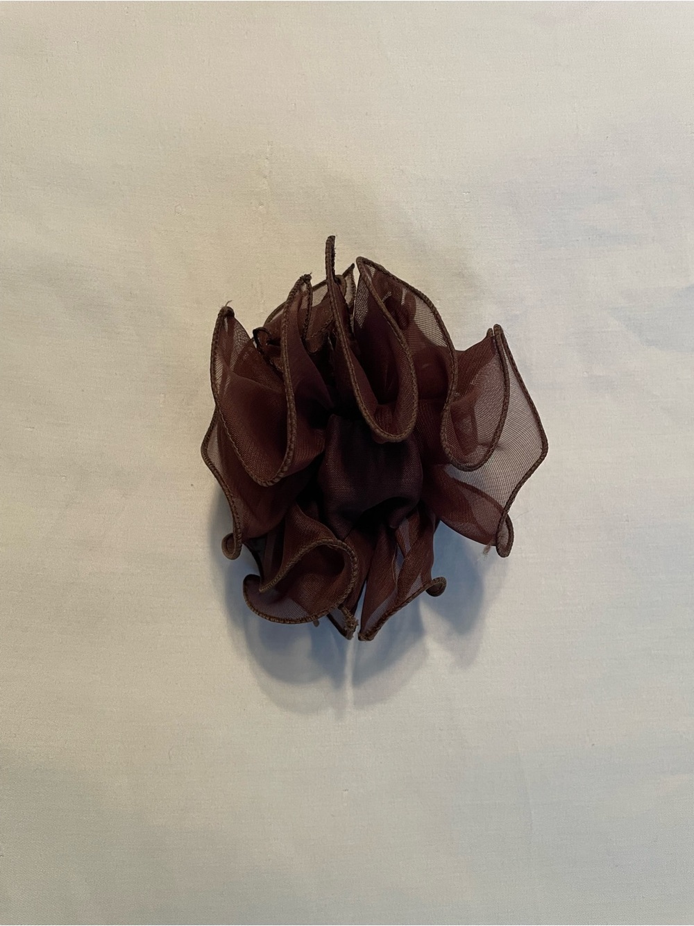 Vintage 80s/90s ruffled chiffon fabric covered jaw clip